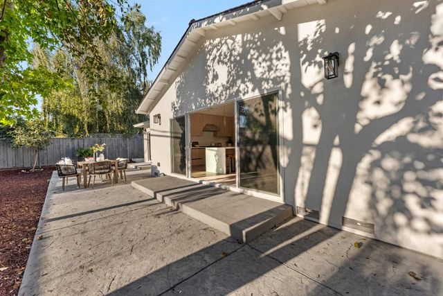 625 Empey Way, San Jose, CA 95128