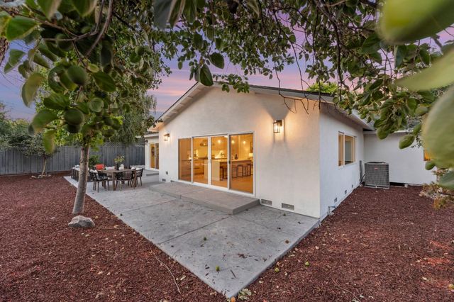 625 Empey Way, San Jose, CA 95128