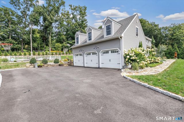 1 Brownson Drive, Shelton, CT 06484
