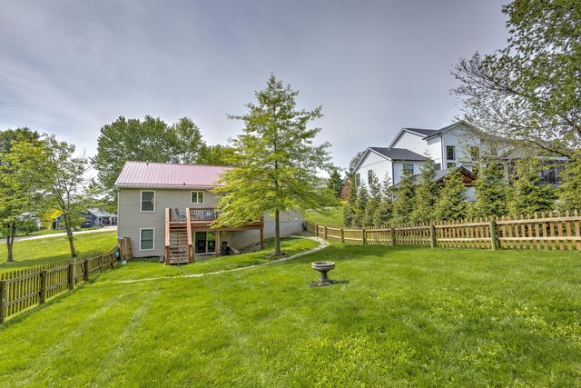 3806 Apple Valley Drive, Howard, OH 43028