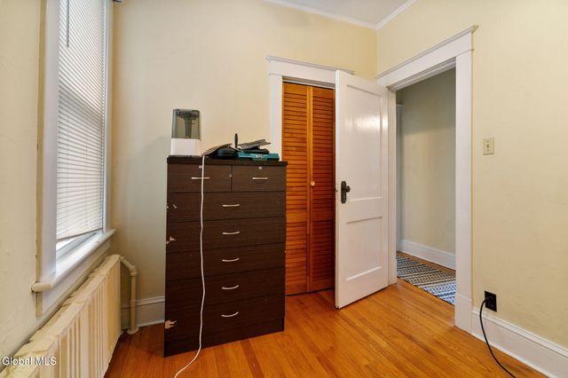 685 Myrtle Avenue, Albany, NY 12208