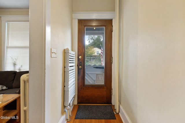 685 Myrtle Avenue, Albany, NY 12208