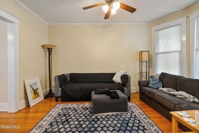 685 Myrtle Avenue, Albany, NY 12208