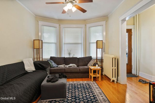 685 Myrtle Avenue, Albany, NY 12208