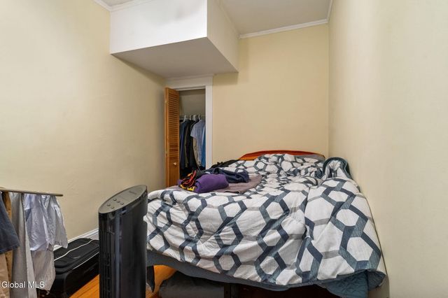 685 Myrtle Avenue, Albany, NY 12208