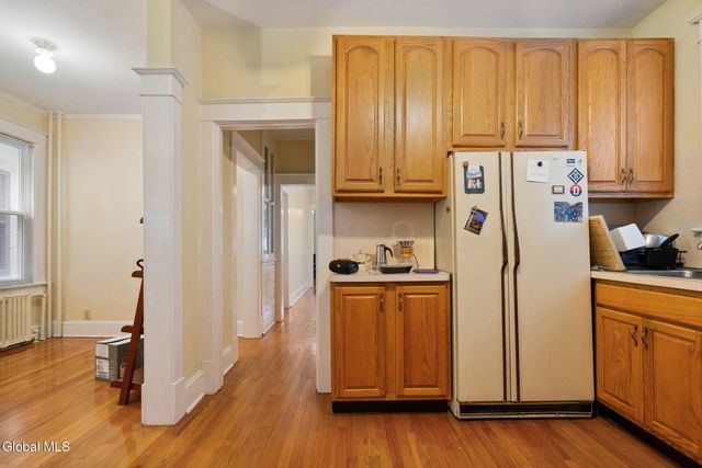 685 Myrtle Avenue, Albany, NY 12208