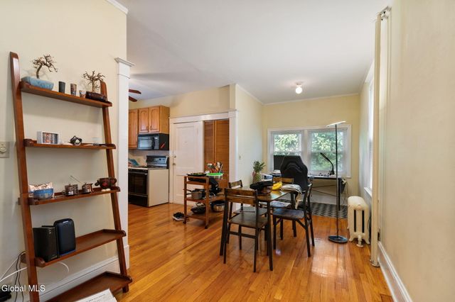 685 Myrtle Avenue, Albany, NY 12208