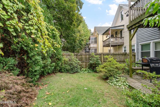 685 Myrtle Avenue, Albany, NY 12208