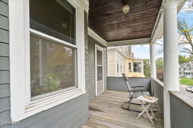 685 Myrtle Avenue, Albany, NY 12208