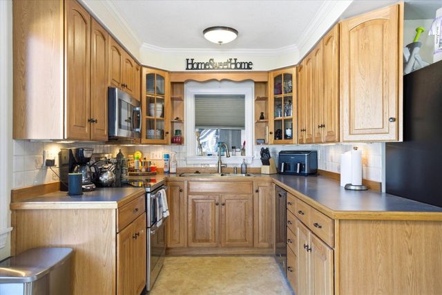 4 Orange Street, Milford, NH 03055