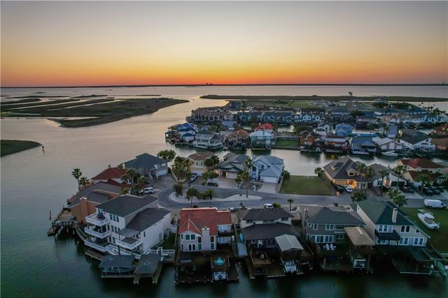 15349 Key Largo Ct, Corpus Christi, TX 78418