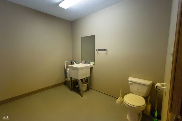 5325 N State Road 59, Brazil, IN 47834