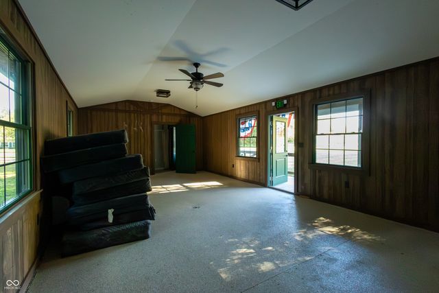 5325 N State Road 59, Brazil, IN 47834