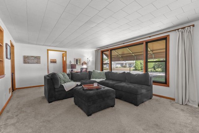 288 FORKIN STREET, Menasha, WI 54952