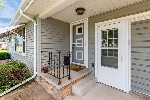 288 FORKIN STREET, Menasha, WI 54952