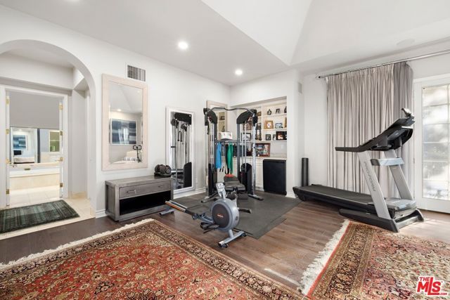 851 Devon Avenue, Los Angeles, CA 90024
