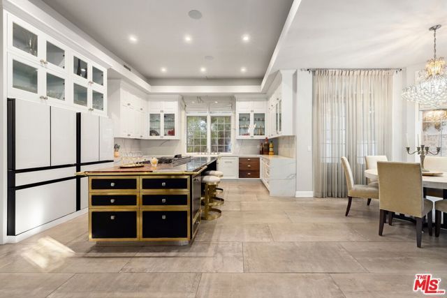 851 Devon Avenue, Los Angeles, CA 90024