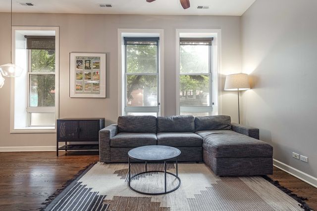 1344 N NORTH PARK Avenue 1, Chicago, IL 60610