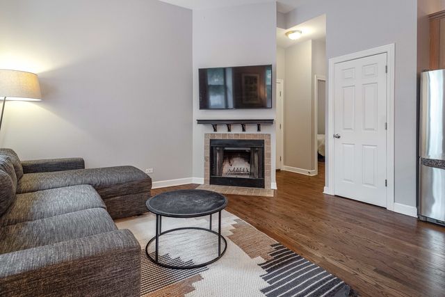 1344 N NORTH PARK Avenue 1, Chicago, IL 60610