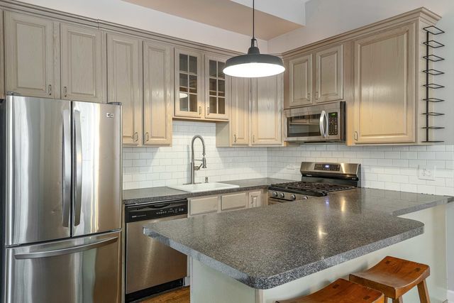 1344 N NORTH PARK Avenue 1, Chicago, IL 60610