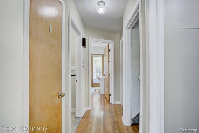 524 S Stephenson Highway, Royal Oak, MI 48067