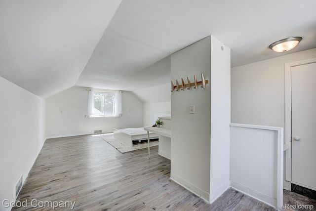 524 S Stephenson Highway, Royal Oak, MI 48067