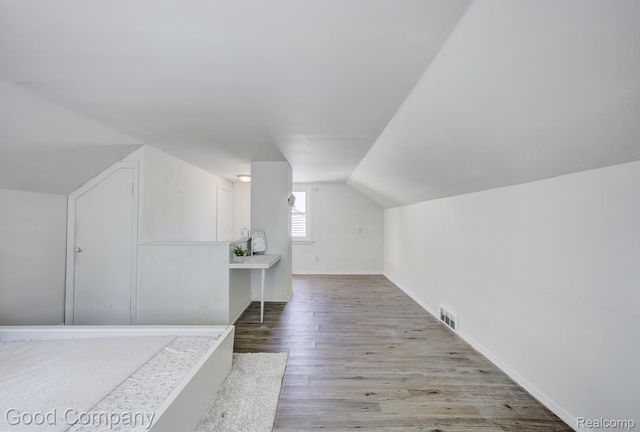 524 S Stephenson Highway, Royal Oak, MI 48067