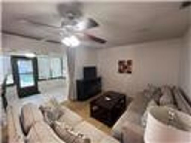 101 Grand Plaza Drive I20, Orange City, FL 32763
