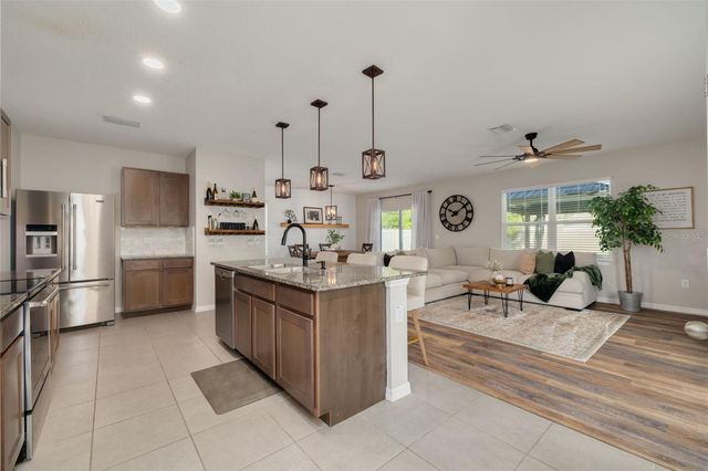 7518 TUSCAN BAY CIRCLE, Wesley Chapel, FL 33545