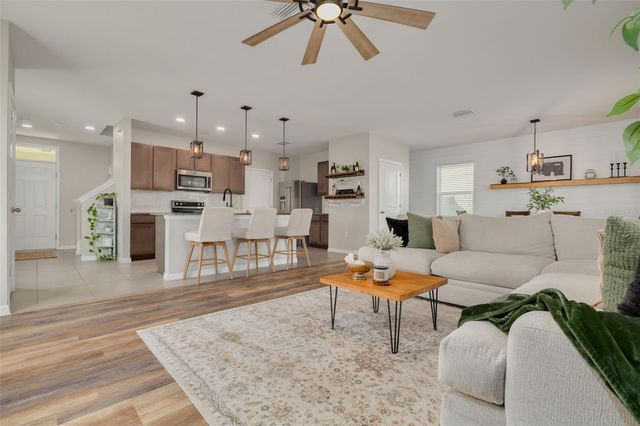 7518 TUSCAN BAY CIRCLE, Wesley Chapel, FL 33545