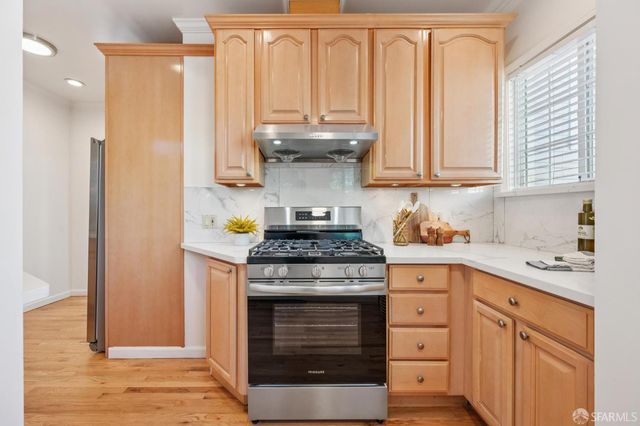 180 Ocean Avenue, San Francisco, CA 94112