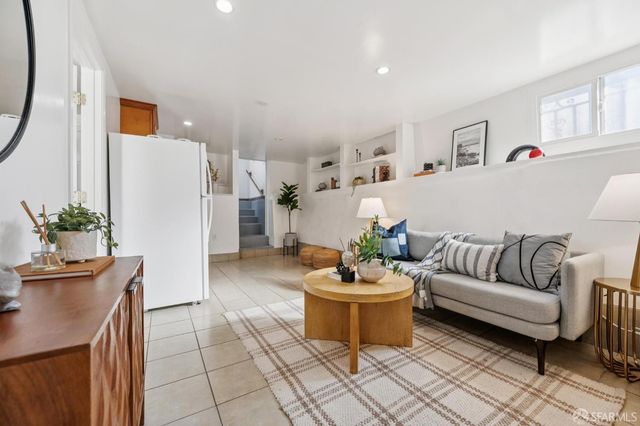 180 Ocean Avenue, San Francisco, CA 94112