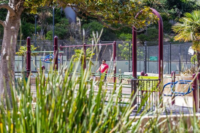 180 Ocean Avenue, San Francisco, CA 94112