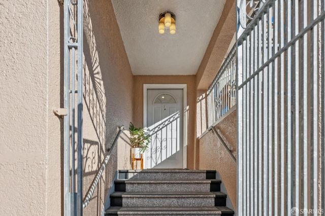 180 Ocean Avenue, San Francisco, CA 94112