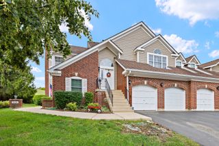 1028 INTERLOCH Court, Algonquin, IL 60102