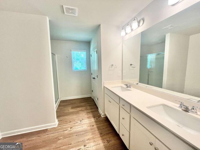 5129 Sidney Square, Flowery Branch, GA 30542