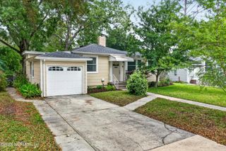 1573 CHARON Road, Jacksonville, FL 32205
