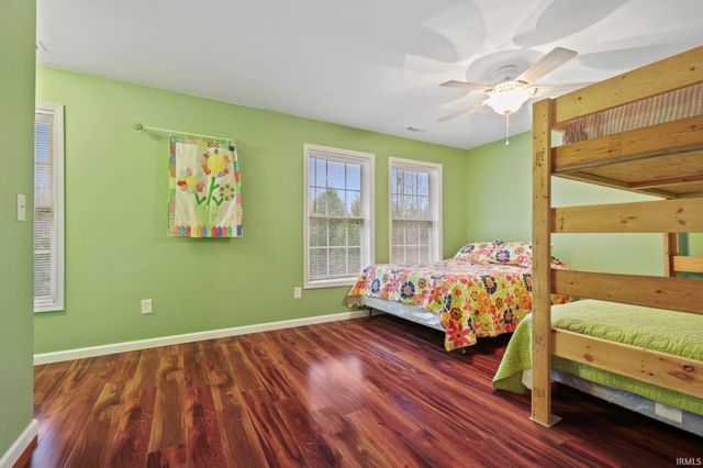 9353 S Chapel Hill Road, Heltonville, IN 47436