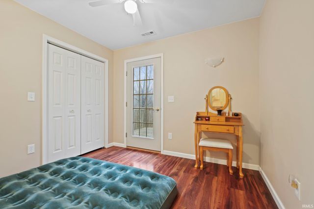 9353 S Chapel Hill Road, Heltonville, IN 47436