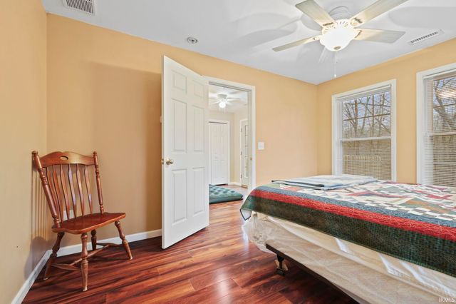 9353 S Chapel Hill Road, Heltonville, IN 47436