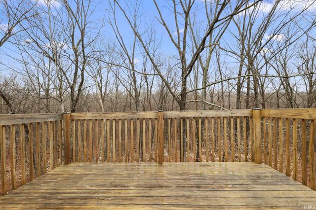 9353 S Chapel Hill Road, Heltonville, IN 47436