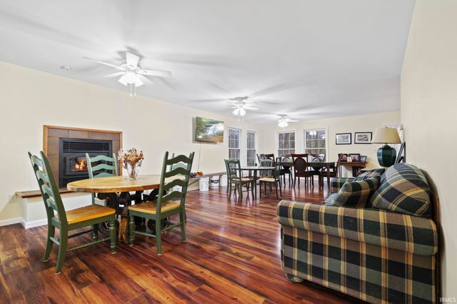 9353 S Chapel Hill Road, Heltonville, IN 47436