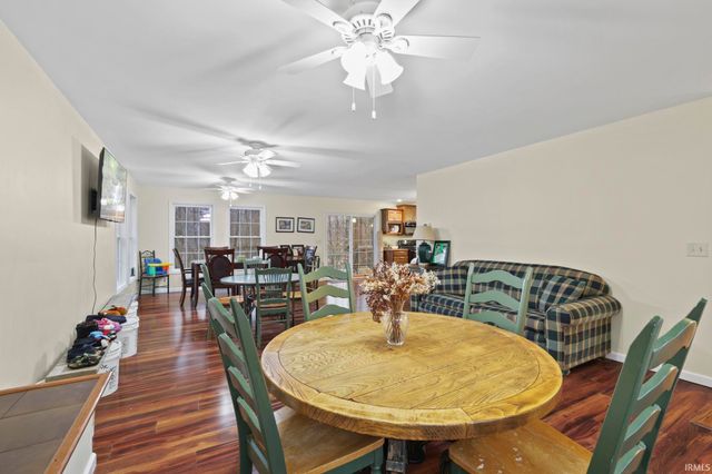 9353 S Chapel Hill Road, Heltonville, IN 47436