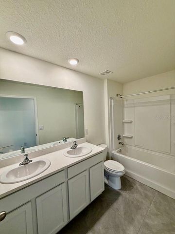 24706 NW 11TH PLACE, Newberry, FL 32669