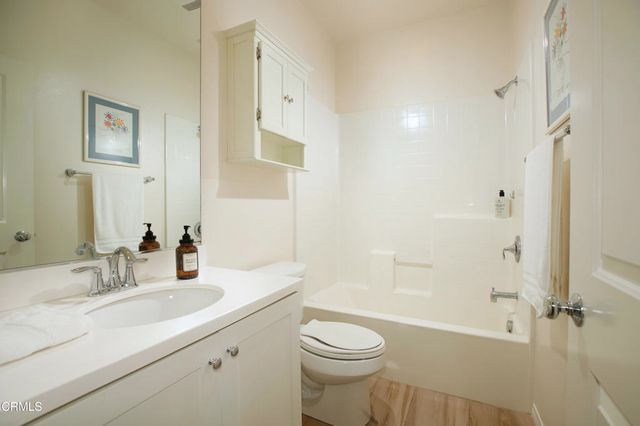 281 N Mar Vista 14, Pasadena, CA 91106