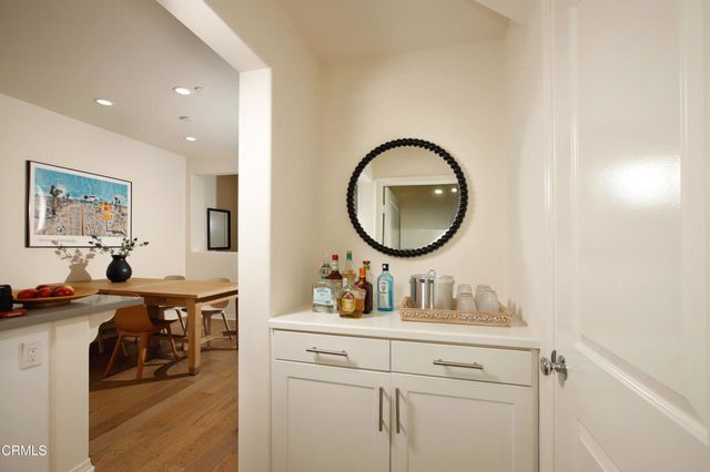 281 N Mar Vista 14, Pasadena, CA 91106