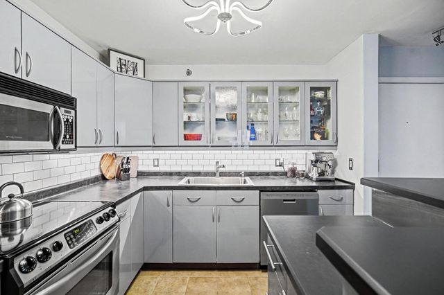 121 Washington Avenue S 1411, Minneapolis, MN 55401