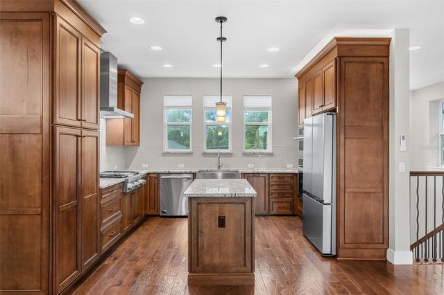 437 N CAPEN AVENUE, Winter Park, FL 32789