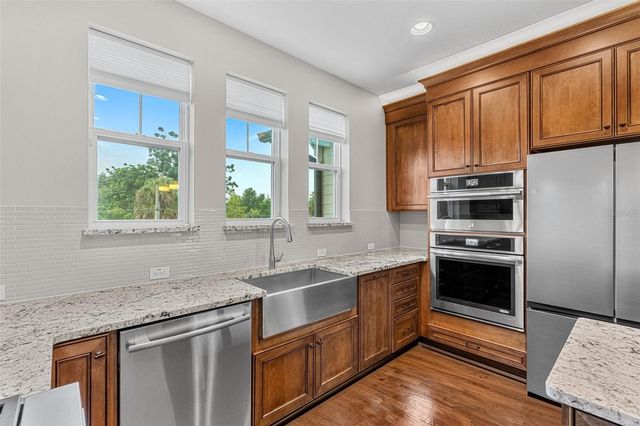 437 N CAPEN AVENUE, Winter Park, FL 32789