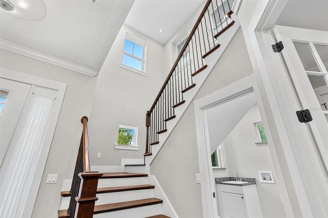 437 N CAPEN AVENUE, Winter Park, FL 32789
